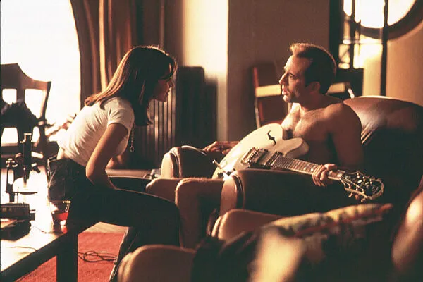 Кадр из фильма Скала