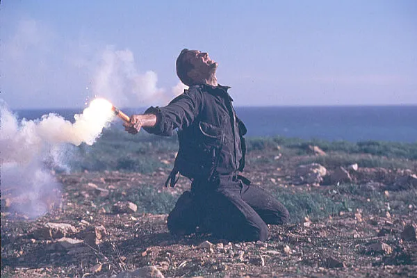 Кадр из фильма Скала