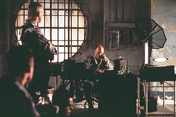 Кадр из фильма Скала