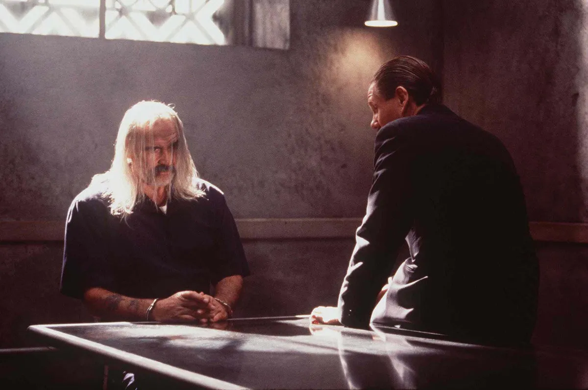 Кадр из фильма Скала