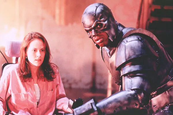 Кадр из фильма Мистер Сталь