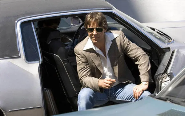 Кадр из фильма Гангстер