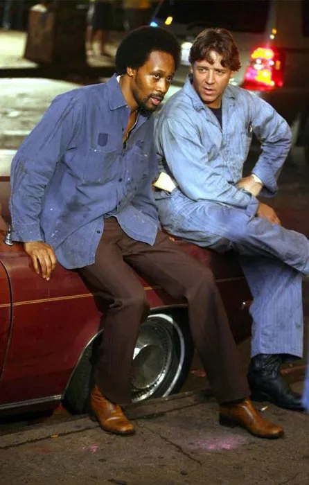 Кадр из фильма Гангстер