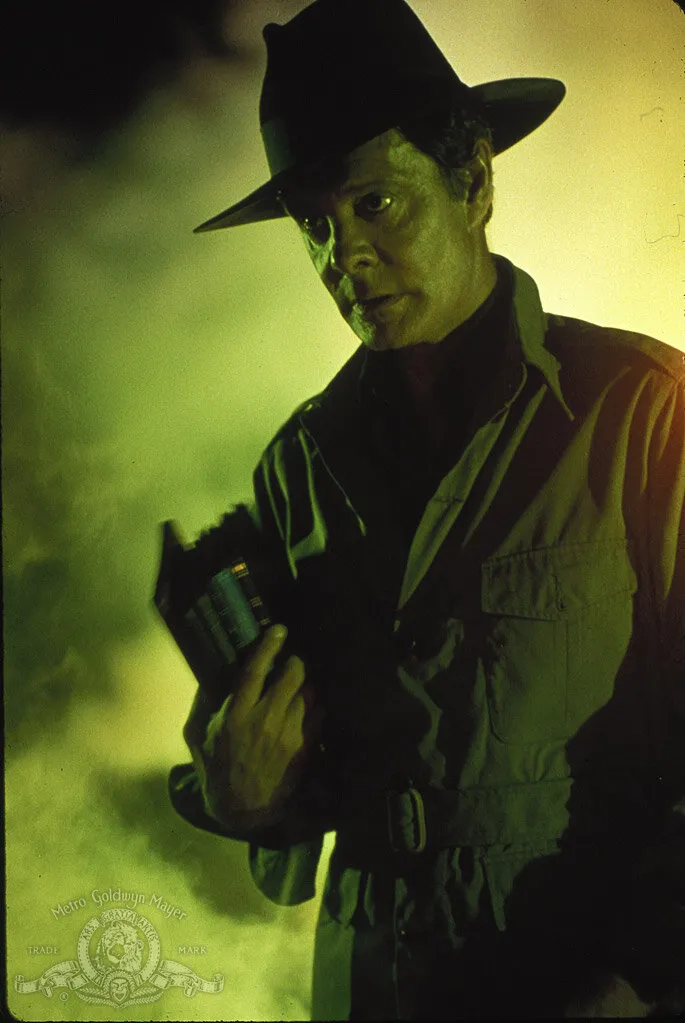 Кадр из фильма Болотная тварь