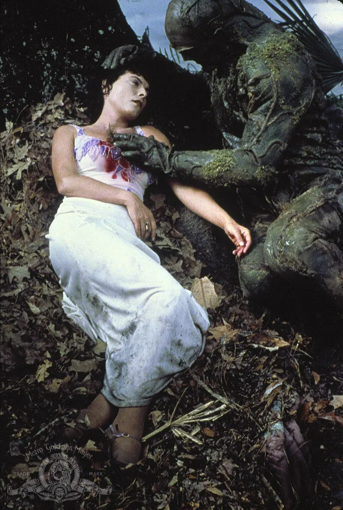 Кадр из фильма Болотная тварь