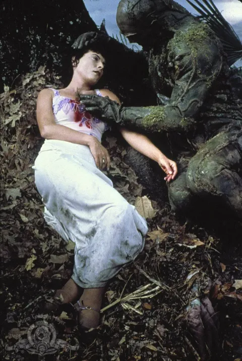 Кадр из фильма Болотная тварь