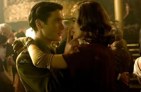 Кадр из фильма Запретная любовь