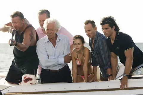 Кадр из фильма Золото дураков