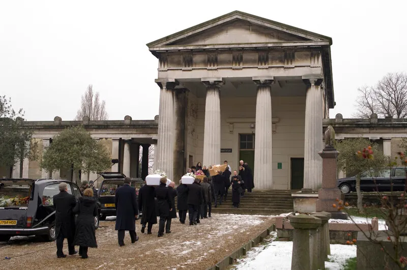 Кадр из фильма Убийства в Оксфорде