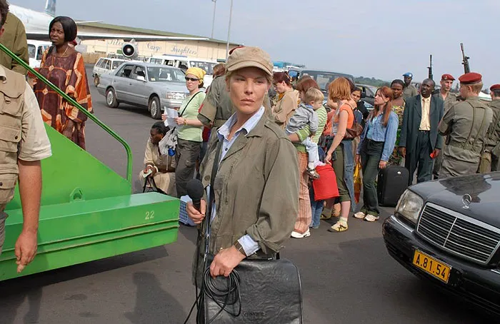 Кадр из фильма Рукопожатие с Дьяволом