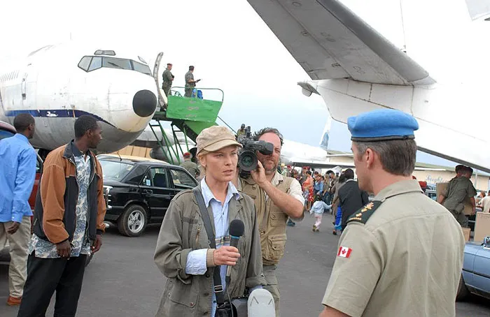 Кадр из фильма Рукопожатие с Дьяволом