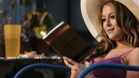 Кадр из фильма Prada и чувства