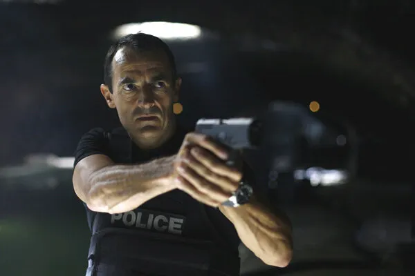 Кадр из фильма Куколка