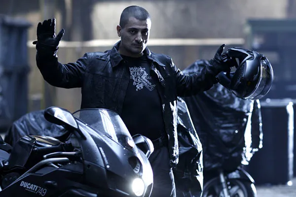 Кадр из фильма Куколка