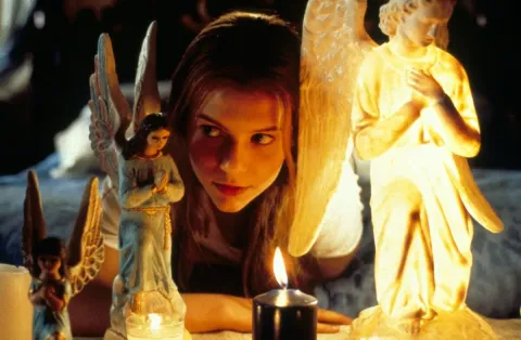 Кадр из фильма Ромео + Джульетта