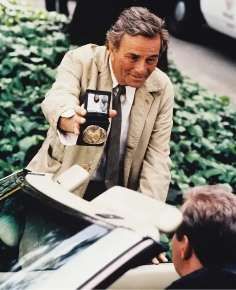 Кадр из фильма Коломбо