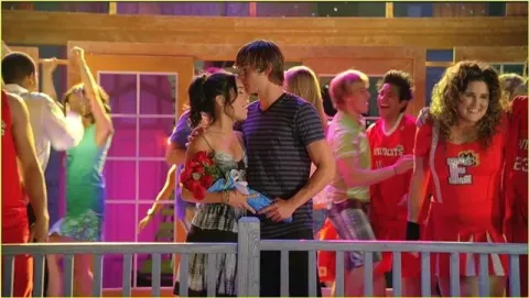 Кадр из фильма Классный мюзикл: Выпускной