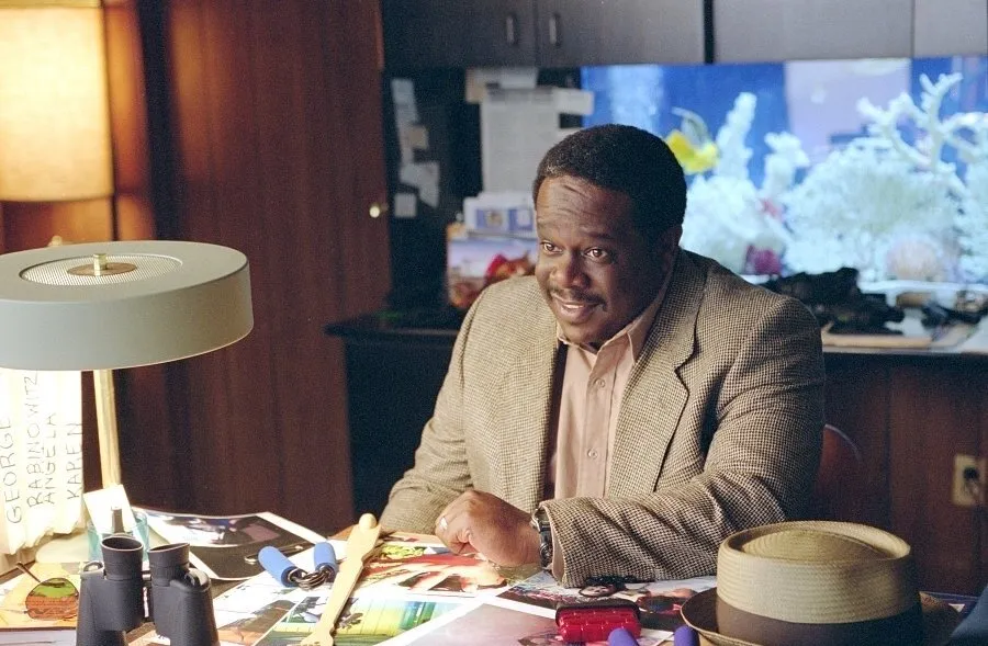 Кадр из фильма Невыносимая жестокость