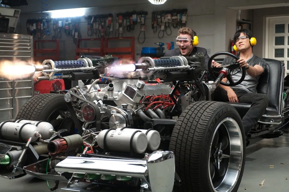 Кадр из фильма Зелёный Шершень