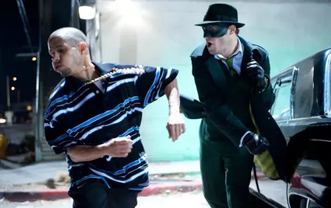 Кадр из фильма Зелёный Шершень