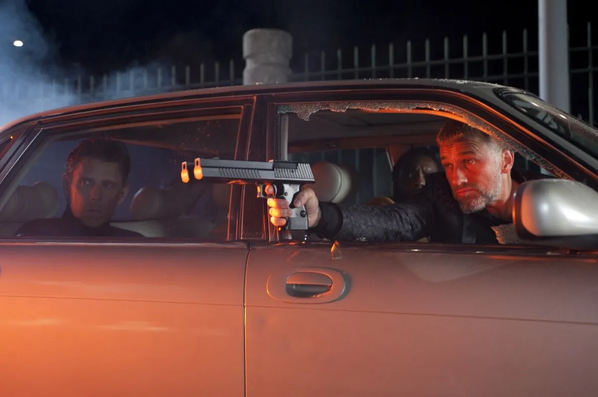 Кадр из фильма Зелёный Шершень