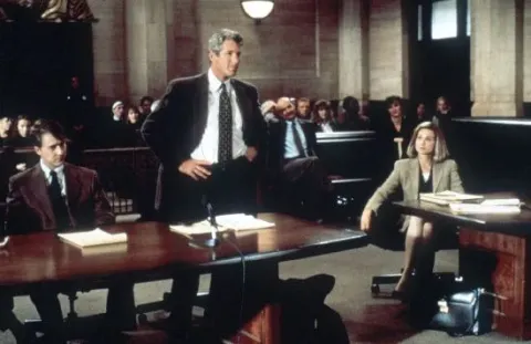 Кадр из фильма Первобытный страх