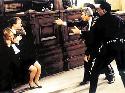 Кадр из фильма Первобытный страх