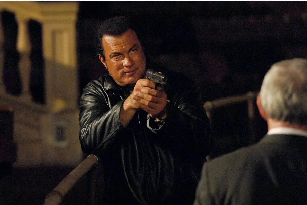 Кадр из фильма Карточный долг