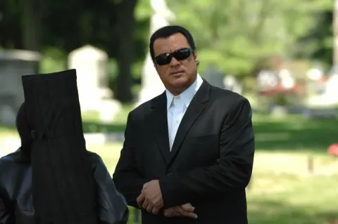 Кадр из фильма Карточный долг