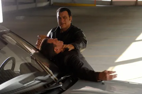 Кадр из фильма Карточный долг