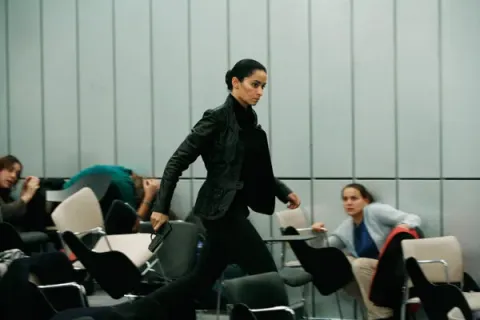 Кадр из фильма Интересы государства