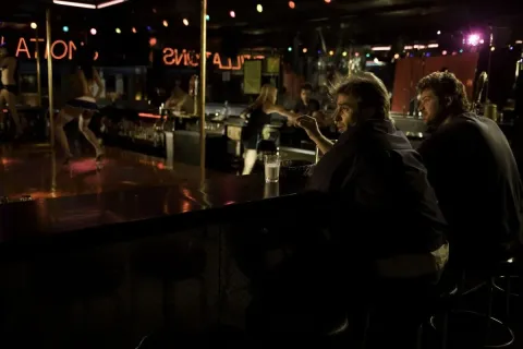 Кадр из фильма Удушье