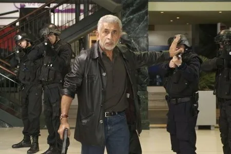 Кадр из фильма Террорист