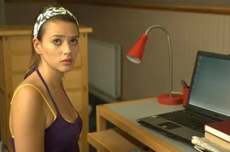 Кадр из фильма Террорист