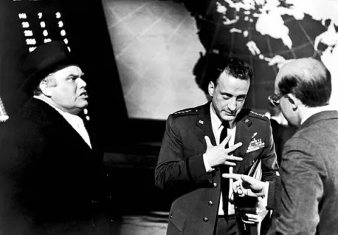 Кадр из фильма Доктор Стрейнджлав, или Как я научился не волноваться и полюбил атомную бомбу