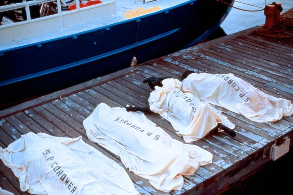 Кадр из фильма Подозрительные лица