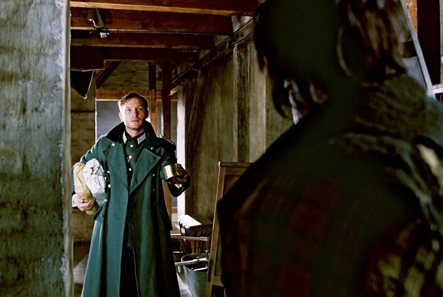 Кадр из фильма Пианист