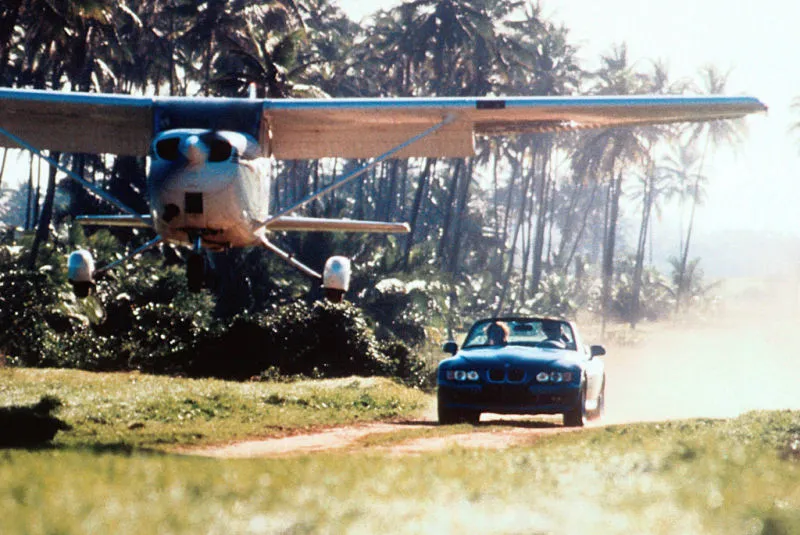 Кадр из фильма Золотой глаз