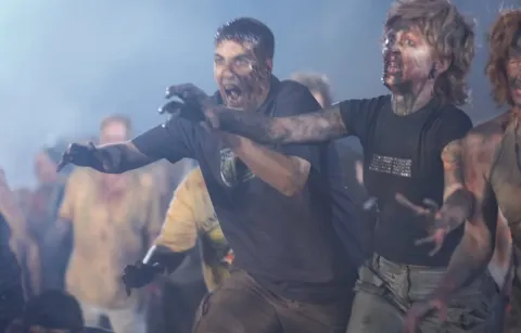 Кадр из фильма Рассвет мертвецов