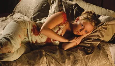 Кадр из фильма Рассвет мертвецов