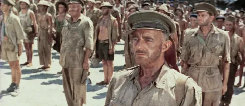 Кадр из фильма Мост через реку Квай