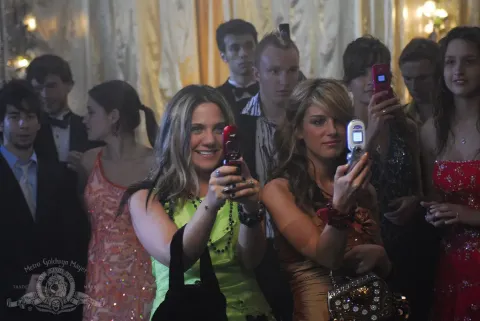 Кадр из фильма Сквозь объектив