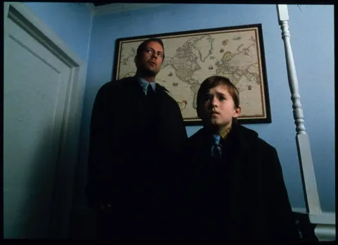 Кадр из фильма Шестое чувство