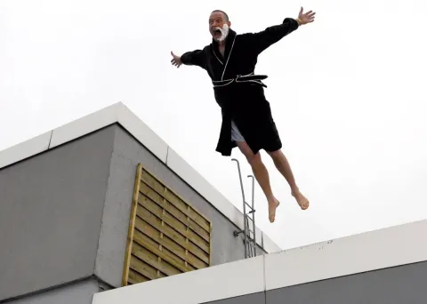 Кадр из фильма Почему мужчины никогда не слушают, а женщины не умеют парковаться