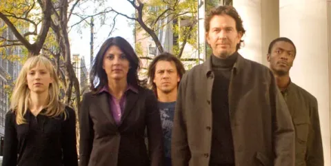 Кадр из фильма Грабь награбленное