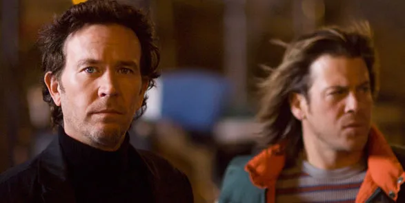 Кадр из фильма Грабь награбленное