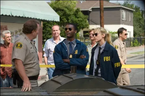 Кадр из фильма Грабь награбленное