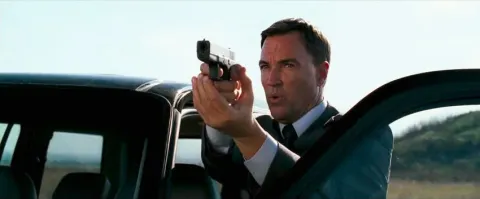 Кадр из фильма Подарок