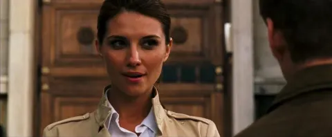 Кадр из фильма Подарок