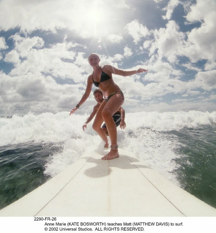 Кадр из фильма Голубая волна